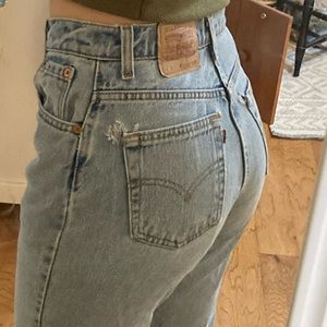 levi’s 551 jeans. light wash